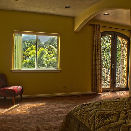Oceanfront Vacation Rental Honomu Kültér fotó