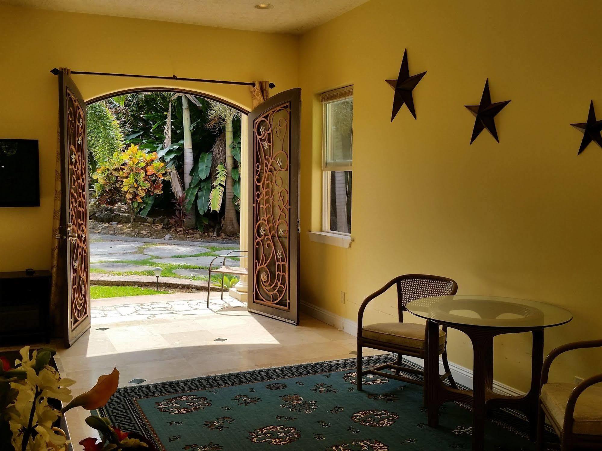 Oceanfront Vacation Rental Honomu Kültér fotó