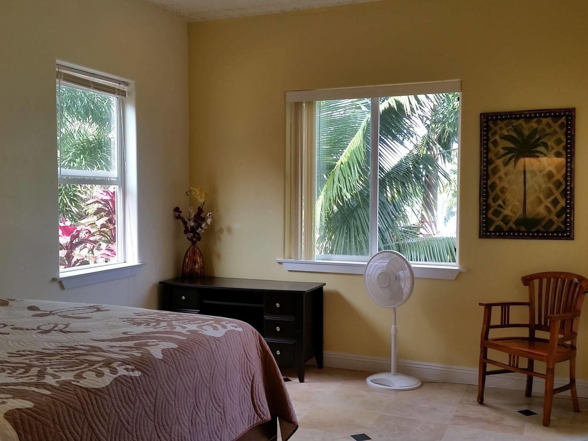 Oceanfront Vacation Rental Honomu Kültér fotó